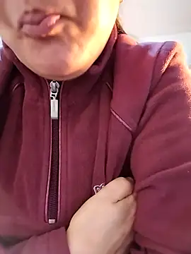 lolo890 online show from 12, 1, 2026