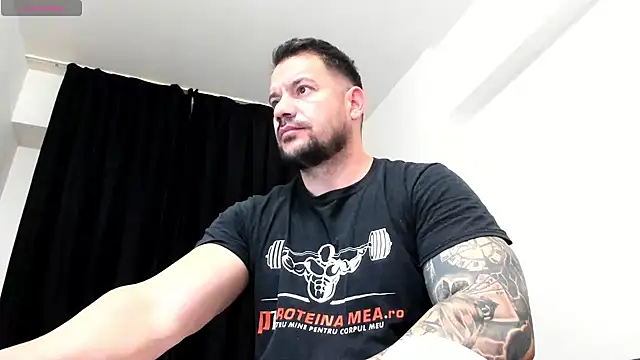 musclemonster31 online show from 4, 12, 2025