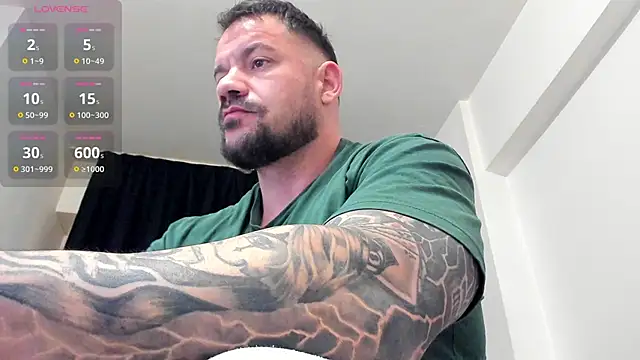 musclemonster31 online show from 9, 4, 2026