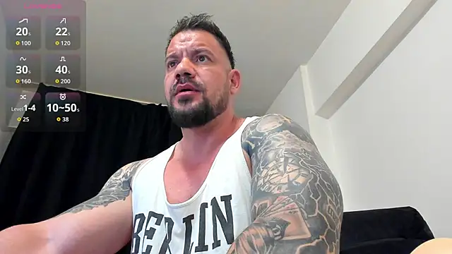 Snapshot of musclemonster31 chatting on 3, 6, 2026 musclemonster31 online show from 3, 6, 2026