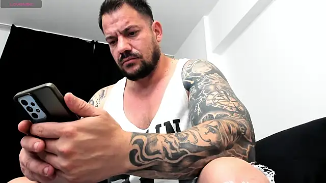 musclemonster31 online show from 29, 9, 2025