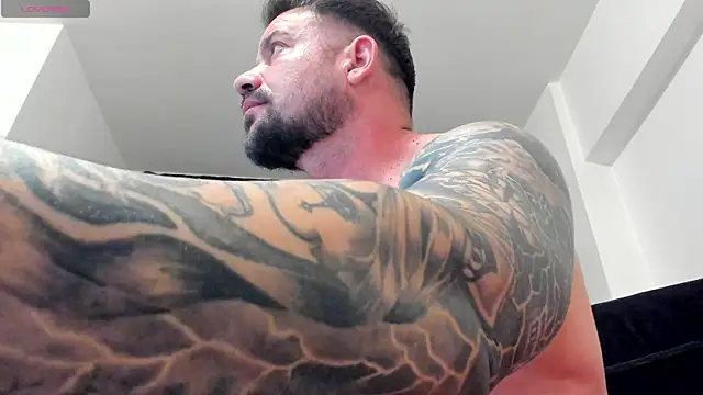 Snapshot of musclemonster31 chatting on 19, 7, 2026 musclemonster31 online show from 19, 7, 2026