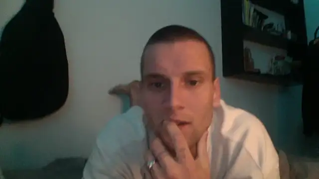Snapshot of ETHAN_MOORE chatting on 5, 6, 2026 ETHAN MOORE online show from 5, 6, 2026