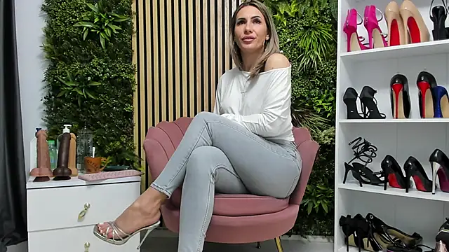 sweetcherry30 online show from 17, 5, 2026