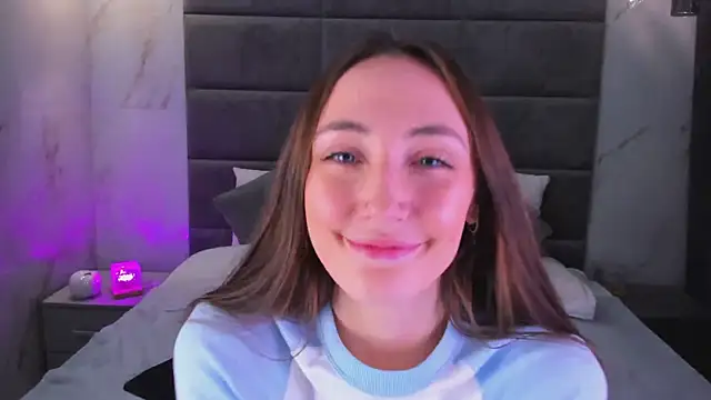 Lexi Split online show from 26, 9, 2025