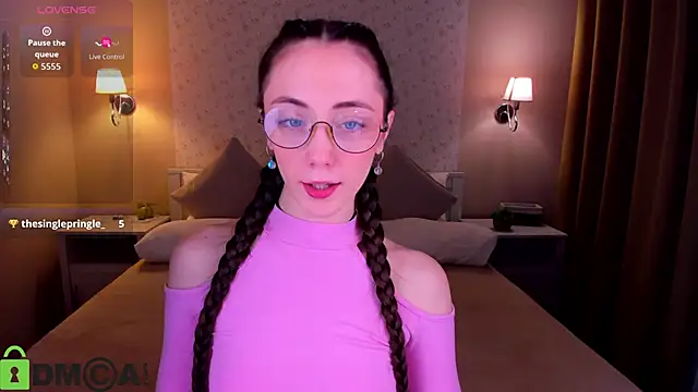 Lexi Split online show from 10, 5, 2026