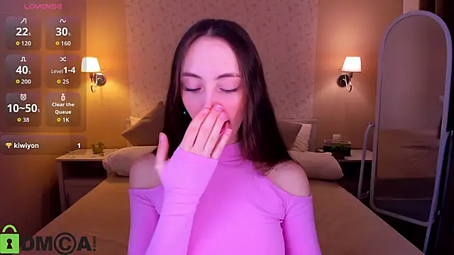 Lexi Split online show from 10, 3, 2026