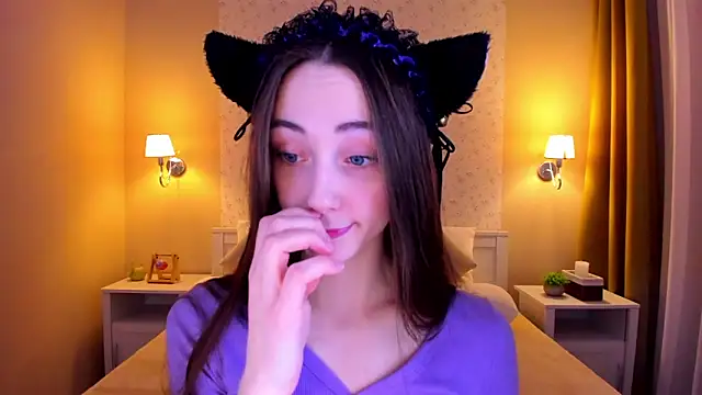 Lexi Split online show from 4, 2, 2025