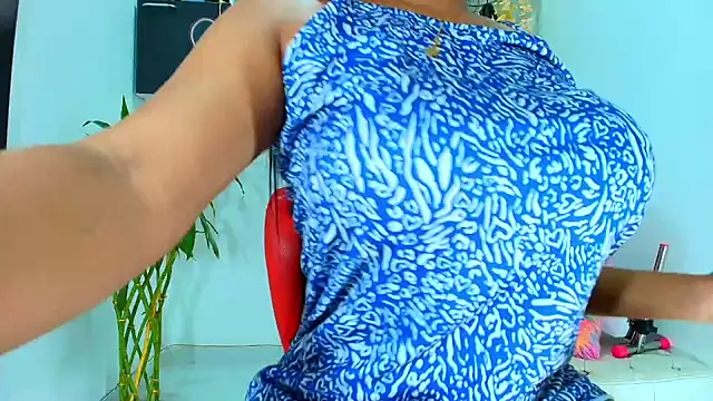 SQUIRT4UMEGAN online show from 17, 3, 2025