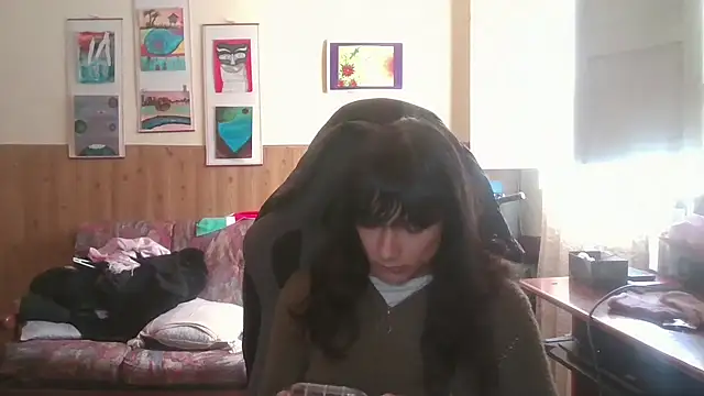 calliemaggotbone online show from 26, 11, 2025