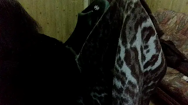 calliemaggotbone online show from 2, 12, 2025