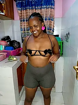 TerryAssqueen254 online show from 26, 2, 2025