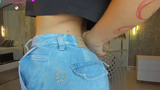 riley sierra online show from 17, 12, 2025