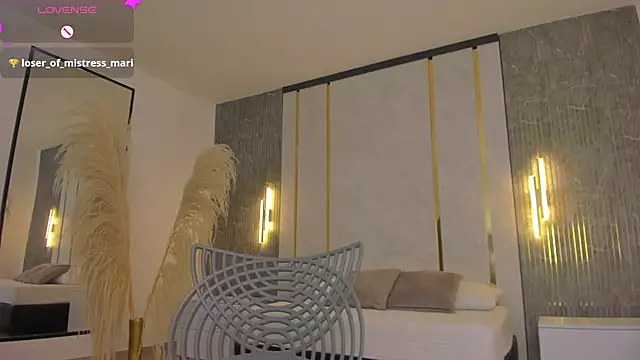 riley sierra online show from 4, 11, 2025