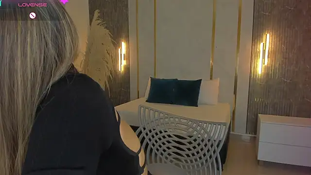 riley sierra online show from 12, 2, 2026