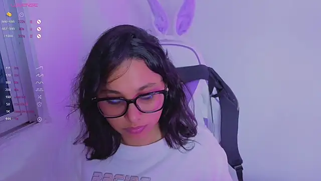 Snapshot of Cuteprincess21 chatting on 7, 11, 2025 Cuteprincess21 online show from 7, 11, 2025