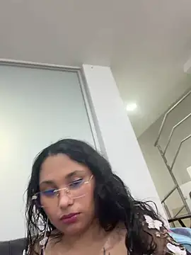 Cuteprincess21 online show from 16, 5, 2026