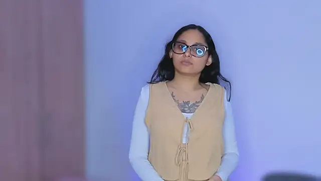 Cuteprincess21 online show from 10, 4, 2026