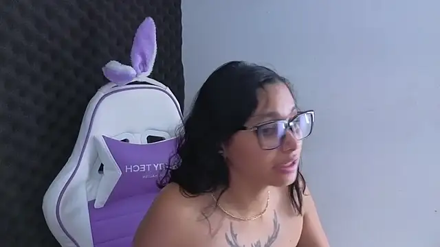 Snapshot of Cuteprincess21 chatting on 5, 2, 2026 Cuteprincess21 online show from 5, 2, 2026