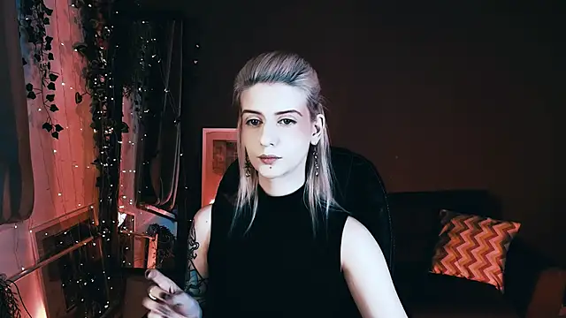 Noah ElmerX online show from 8, 10, 2025