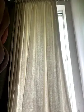 Snapshot of YesTheSexiest chatting on 6, 1, 2026 YesTheSexiest online show from 6, 1, 2026