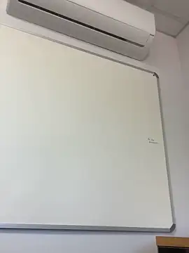 Snapshot of YesTheSexiest chatting on 8, 1, 2026 YesTheSexiest online show from 8, 1, 2026