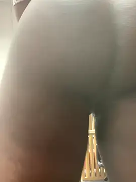 Snapshot of YesTheSexiest chatting on 11, 11, 2025 YesTheSexiest online show from 11, 11, 2025