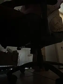 Snapshot of YesTheSexiest chatting on 1, 2, 2026 YesTheSexiest online show from 1, 2, 2026