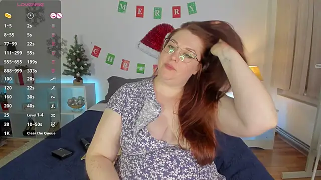 CutieGinger online show from 4, 1, 2025