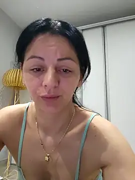 bruneta sexy23 online show from 21, 3, 2025