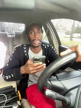 ITSONLYKENNY online show from 13, 2, 2025