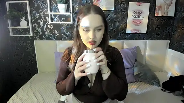 SofiaLovelyC online show from 8, 5, 2026