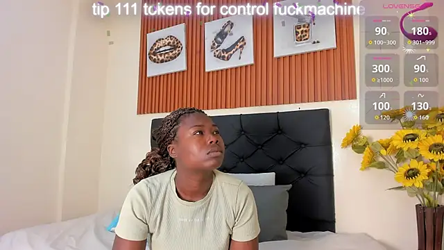 Snapshot of Cristale69 chatting on 17, 7, 2026 Cristale69 online show from 17, 7, 2026