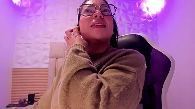 PauletteJ online show from 4, 5, 2026