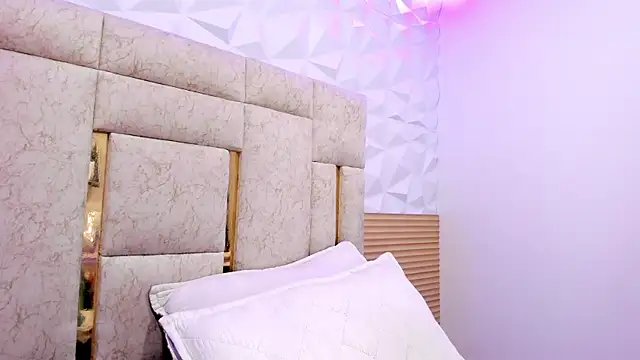 Snapshot of PauletteJ chatting on 20, 3, 2025 PauletteJ online show from 20, 3, 2025