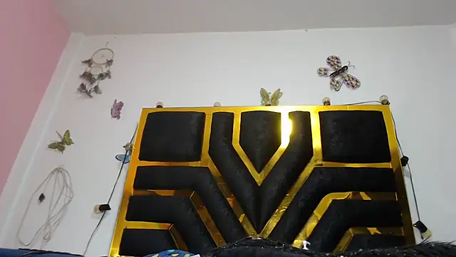 Helennahot online show from 27, 9, 2025