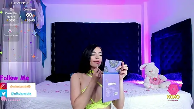 Snapshot of nikolsmithh chatting on 18, 12, 2024 nikolsmithh online show from 18, 12, 2024