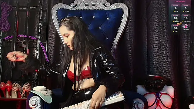 Snapshot of abbymora chatting on 22, 4, 2026 abbymora online show from 22, 4, 2026