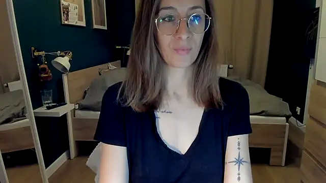 DesireMore90 online show from 28, 4, 2026