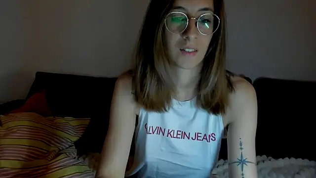 DesireMore90 online show from 7, 5, 2026