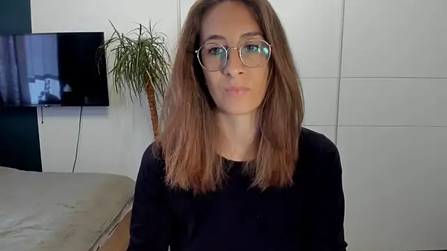 DesireMore90 online show from 14, 6, 2026