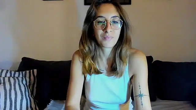 DesireMore90 online show from 10, 10, 2025