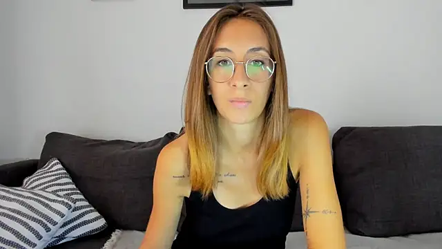 DesireMore90 online show from 25, 9, 2025