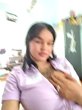 Snapshot of Bellota_22_Fuckme chatting on 11, 1, 2026 Bellota 22 Fuckme online show from 11, 1, 2026