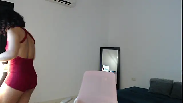 Putaku San online show from 7, 3, 2025