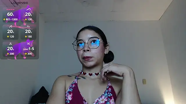 Putaku San online show from 8, 10, 2025