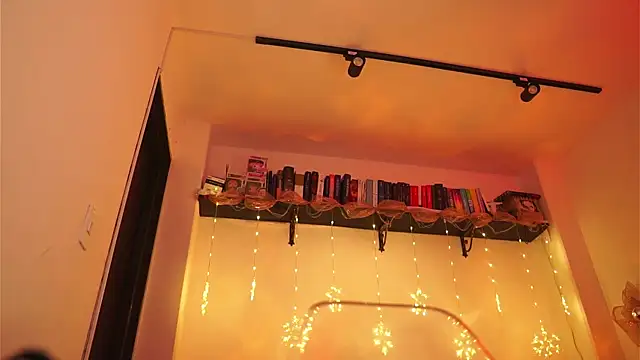 melissajoness3 online show from 2, 12, 2025