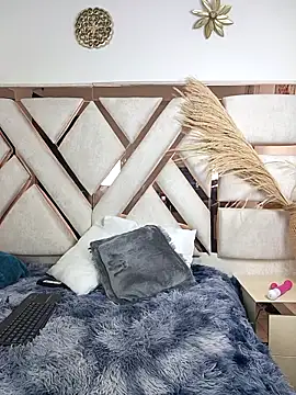 miley jensen online show from 16, 4, 2026