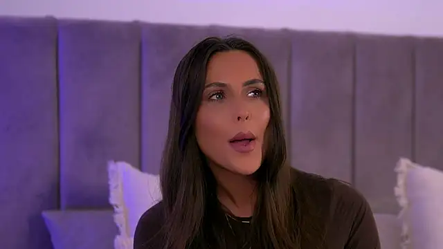 AnaisBellas online show from 28, 9, 2025