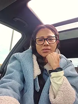 Snapshot of Allana_Squirt chatting on 23, 11, 2025 Allana Squirt online show from 23, 11, 2025